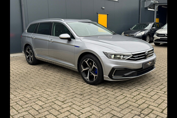 Volkswagen Passat Variant 1.4 TSI PHEV GTE * Virtual Cockpit * Alcantara * IQ Light * Side Assist *