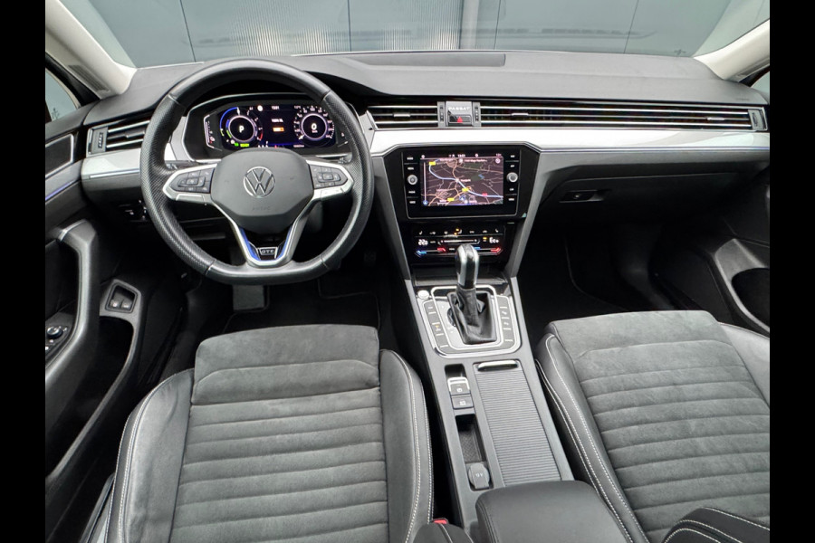 Volkswagen Passat Variant 1.4 TSI PHEV GTE * Virtual Cockpit * Alcantara * IQ Light * Side Assist *