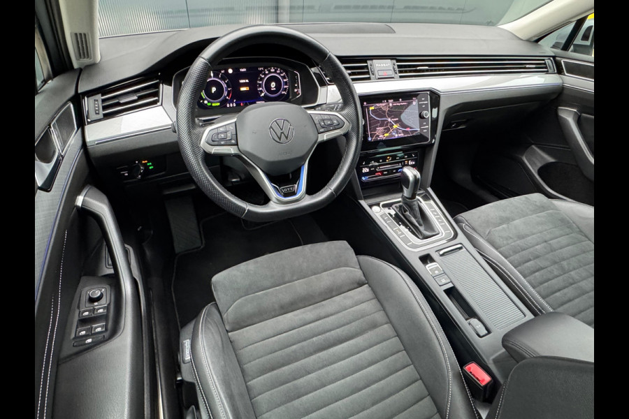 Volkswagen Passat Variant 1.4 TSI PHEV GTE * Virtual Cockpit * Alcantara * IQ Light * Side Assist *