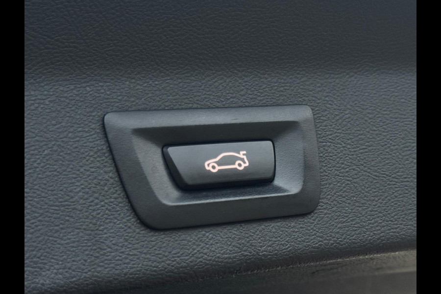 BMW X3 XDrive20i High Executive M-sport pakket, panoramadak, vele opties, eerste eigenaar, NL auto met nap, dealer onderhouden