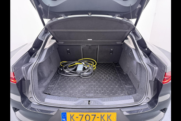 Jaguar I-PACE EV320 S Business Pack 90 kWh 3-FASE lader | SOH 100% | VAN: €27.900,- VOOR: €25.877,- UW EINDEJAARSVOORDEEL: €2.023 |
