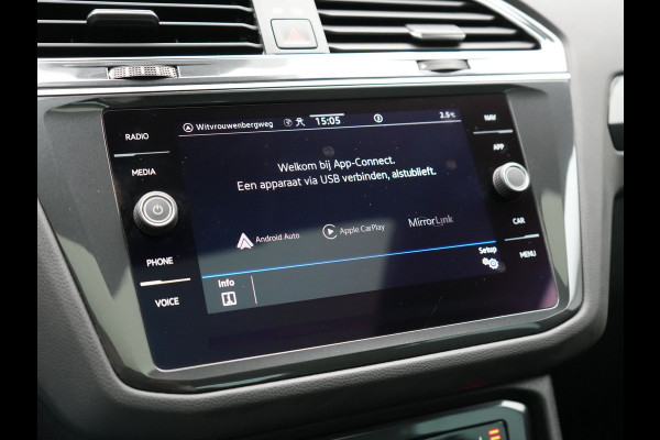 Volkswagen Tiguan 1.4 TSI eHybrid Elegance Plug In Hybrid 245pk Dealer O.H. PHEV | Trekhaak Af Fabriek | Panodak | Head Up | Adaptive Cruise | 360 Camera | Alcantara Stoelen Massage & Verwarmd | IQ Light | Sfeerverlichting | Stuur Verwarmd | Apple Carplay |