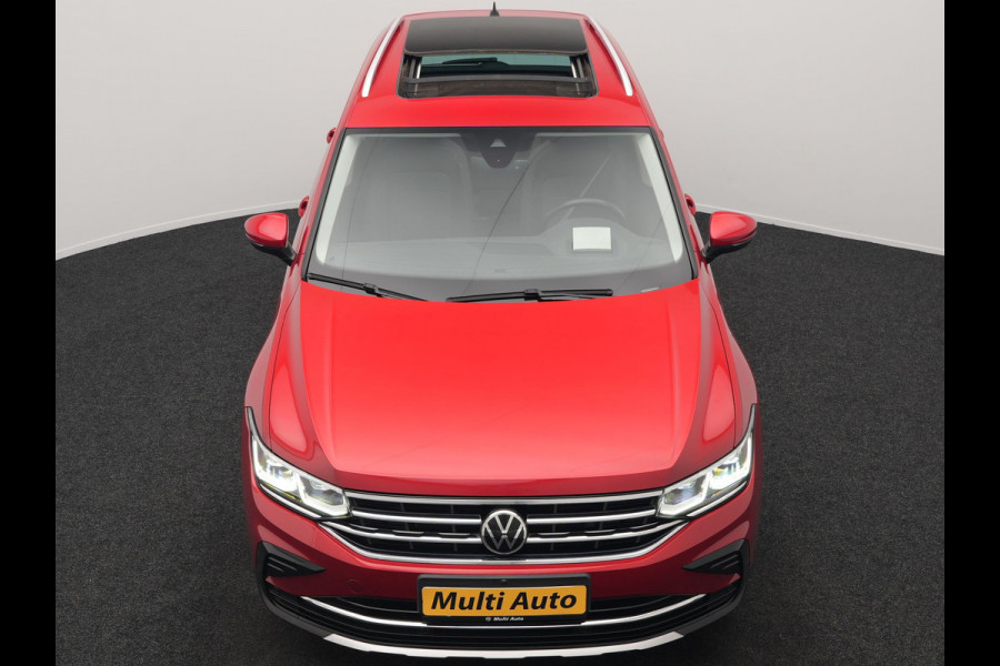 Volkswagen Tiguan 1.4 TSI eHybrid Elegance Plug In Hybrid 245pk Dealer O.H. PHEV | Trekhaak Af Fabriek | Panodak | Head Up | Adaptive Cruise | 360 Camera | Alcantara Stoelen Massage & Verwarmd | IQ Light | Sfeerverlichting | Stuur Verwarmd | Apple Carplay |
