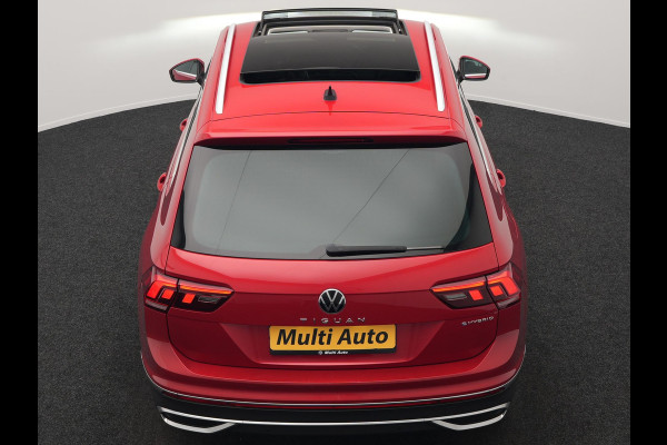 Volkswagen Tiguan 1.4 TSI eHybrid Elegance Plug In Hybrid 245pk Dealer O.H. PHEV | Trekhaak Af Fabriek | Panodak | Head Up | Adaptive Cruise | 360 Camera | Alcantara Stoelen Massage & Verwarmd | IQ Light | Sfeerverlichting | Stuur Verwarmd | Apple Carplay |