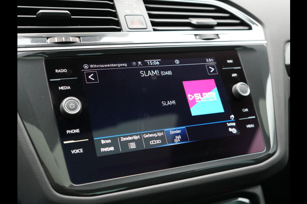 Volkswagen Tiguan 1.4 TSI eHybrid Elegance Plug In Hybrid 245pk Dealer O.H. PHEV | Trekhaak Af Fabriek | Panodak | Head Up | Adaptive Cruise | 360 Camera | Alcantara Stoelen Massage & Verwarmd | IQ Light | Sfeerverlichting | Stuur Verwarmd | Apple Carplay |