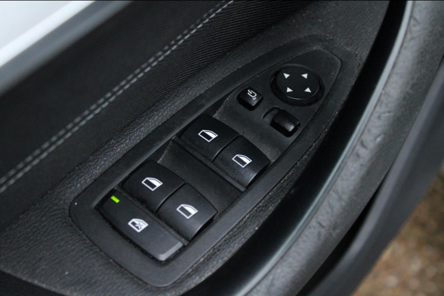 BMW X1 XDrive20i High Executive