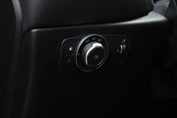 Alfa Romeo Tonale 1.3T PHEV 280PK VELOCE Q4 | PANORAMISCH SCHUIF / KANTELDAK | LEDEREN BEKLEDING | VOORSTOELEN / STUUR VERWARMD | VOORSTOELEN GEVENTILEERD | VOORSTOELEN ELEKTRISCH VERSTELBAAR | DRAADLOOS APPLE CARPLAY / ANDROID AUTO | 360° CAMERA | AUTOMATISCH DIMMENDE BUITENSPIEGELS | 20"INCH LICHTMETALEN VELGEN | ADAPTIVE CRUISE CONTROL | KEYLESS ENTRY / START | ELEKTRISCH BEDIENBARE ACHTERKLEP | DRAADLOZE TELEFOONLADER | AMBIENT LIGHTING | DONKERE HEMELBEKLEDING | SCHAKELFLIPPERS AAN HET STUUR | VERWARMDE RUITENSPROEIERS |