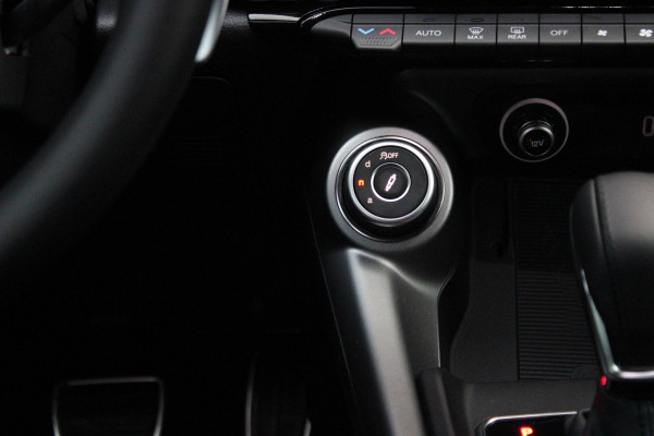 Alfa Romeo Tonale 1.3T PHEV 280PK VELOCE Q4 | PANORAMISCH SCHUIF / KANTELDAK | LEDEREN BEKLEDING | VOORSTOELEN / STUUR VERWARMD | VOORSTOELEN GEVENTILEERD | VOORSTOELEN ELEKTRISCH VERSTELBAAR | DRAADLOOS APPLE CARPLAY / ANDROID AUTO | 360° CAMERA | AUTOMATISCH DIMMENDE BUITENSPIEGELS | 20"INCH LICHTMETALEN VELGEN | ADAPTIVE CRUISE CONTROL | KEYLESS ENTRY / START | ELEKTRISCH BEDIENBARE ACHTERKLEP | DRAADLOZE TELEFOONLADER | AMBIENT LIGHTING | DONKERE HEMELBEKLEDING | SCHAKELFLIPPERS AAN HET STUUR | VERWARMDE RUITENSPROEIERS |