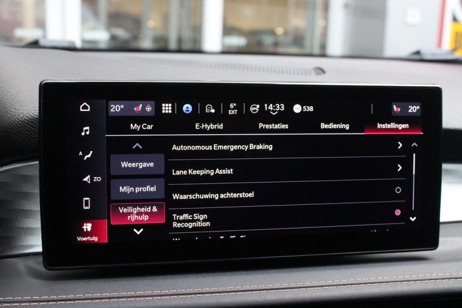 Alfa Romeo Tonale 1.3T PHEV 280PK VELOCE Q4 | PANORAMISCH SCHUIF / KANTELDAK | LEDEREN BEKLEDING | VOORSTOELEN / STUUR VERWARMD | VOORSTOELEN GEVENTILEERD | VOORSTOELEN ELEKTRISCH VERSTELBAAR | DRAADLOOS APPLE CARPLAY / ANDROID AUTO | 360° CAMERA | AUTOMATISCH DIMMENDE BUITENSPIEGELS | 20"INCH LICHTMETALEN VELGEN | ADAPTIVE CRUISE CONTROL | KEYLESS ENTRY / START | ELEKTRISCH BEDIENBARE ACHTERKLEP | DRAADLOZE TELEFOONLADER | AMBIENT LIGHTING | DONKERE HEMELBEKLEDING | SCHAKELFLIPPERS AAN HET STUUR | VERWARMDE RUITENSPROEIERS |