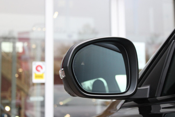 Alfa Romeo Tonale 1.3T PHEV 280PK VELOCE Q4 | PANORAMISCH SCHUIF / KANTELDAK | LEDEREN BEKLEDING | VOORSTOELEN / STUUR VERWARMD | VOORSTOELEN GEVENTILEERD | VOORSTOELEN ELEKTRISCH VERSTELBAAR | DRAADLOOS APPLE CARPLAY / ANDROID AUTO | 360° CAMERA | AUTOMATISCH DIMMENDE BUITENSPIEGELS | 20"INCH LICHTMETALEN VELGEN | ADAPTIVE CRUISE CONTROL | KEYLESS ENTRY / START | ELEKTRISCH BEDIENBARE ACHTERKLEP | DRAADLOZE TELEFOONLADER | AMBIENT LIGHTING | DONKERE HEMELBEKLEDING | SCHAKELFLIPPERS AAN HET STUUR | VERWARMDE RUITENSPROEIERS |