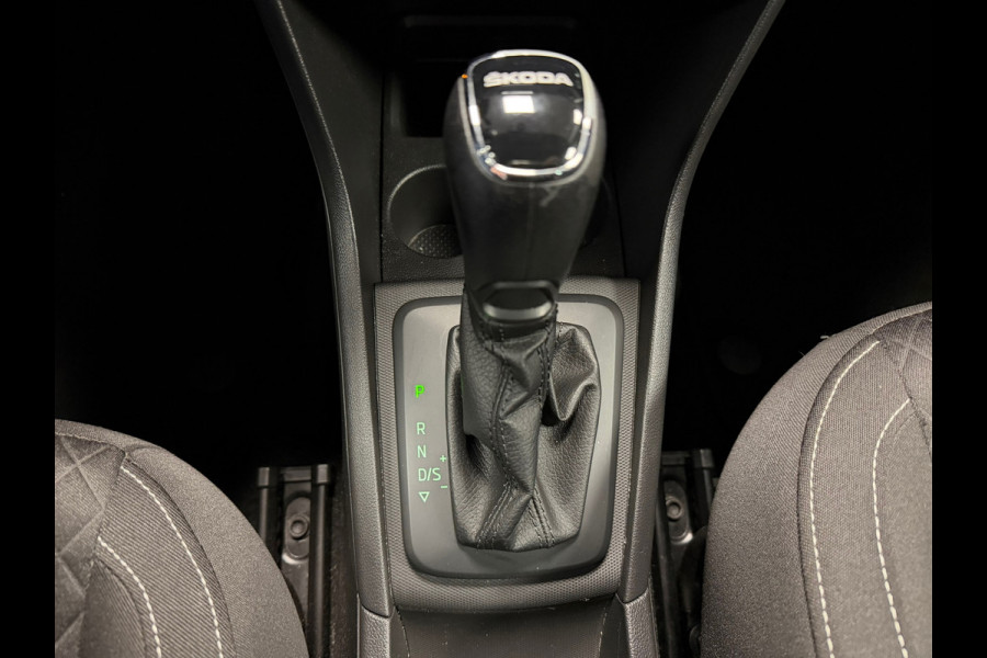 Škoda Rapid Spaceback 1.0 TSI Greentech Drive AUT. TREKHAAK CRUISE CONTROL PARKEERSENSOREN NAVI STOELVERWARMING