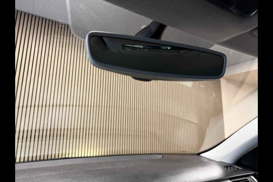 Škoda Rapid Spaceback 1.0 TSI Greentech Drive AUT. TREKHAAK CRUISE CONTROL PARKEERSENSOREN NAVI STOELVERWARMING