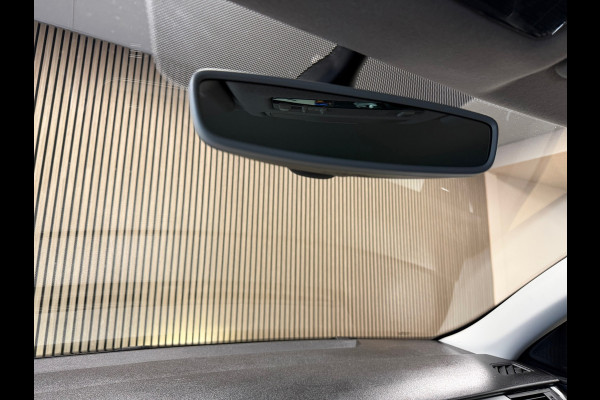 Škoda Rapid Spaceback 1.0 TSI Greentech Drive AUT. TREKHAAK CRUISE CONTROL PARKEERSENSOREN NAVI STOELVERWARMING