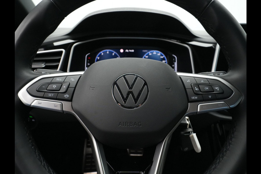 Volkswagen T-Roc 1.5 TSI 150pk DSG R-Line Navi via App Clima Pdc Lm Velgen