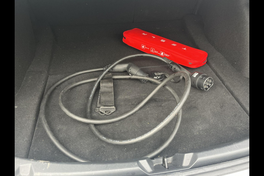 Tesla Model 3 Standard RWD Plus 60 kWh