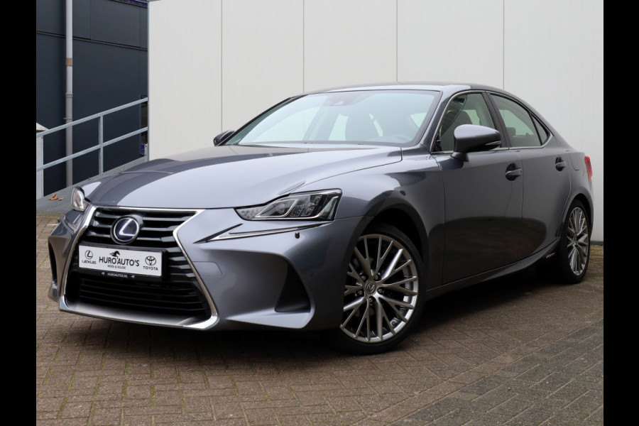 Lexus IS 300h Hybrid Luxury Line | Mark Levinson | Stoelventilatie | LED