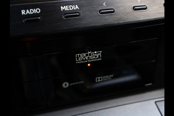 Lexus IS 300h Hybrid Luxury Line | Mark Levinson | Stoelventilatie | LED