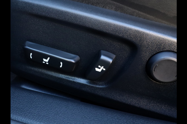 Lexus IS 300h Hybrid Luxury Line | Mark Levinson | Stoelventilatie | LED