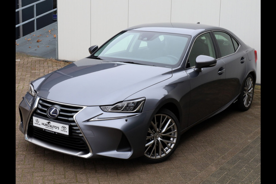 Lexus IS 300h Hybrid Luxury Line | Mark Levinson | Stoelventilatie | LED