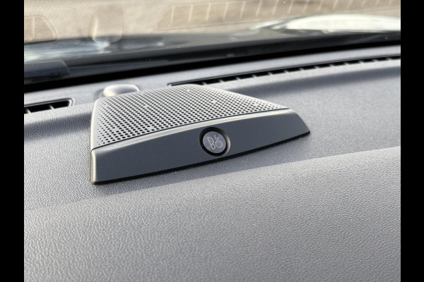 Ford Puma 1.0 EcoBoost Hybrid ST-Line | Trekhaak | Winter Pack | Adaptive cruise control | Camera | Bang&Olufsen