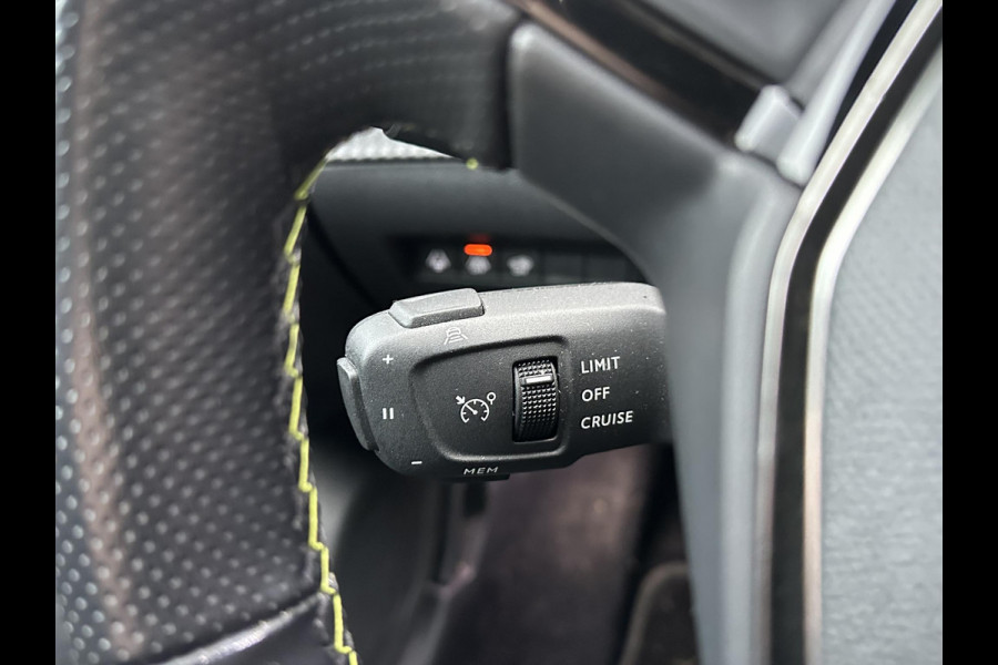 Peugeot e-208 EV GT 350 50 kWh VAN: 17.900,- VOOR: 15.877,- UW EINDEJAARSVOORDEEL: 2.023,- EURO | 3-fase laden | SOH 88% | Panoramadak | Adaptieve cruise control | Virtual cockpit | Stoelverwarming | Full options