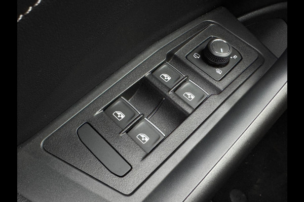 Volkswagen T-Roc Cabrio 1.5 TSI DSG R-LINE SPORT LED/NAVI/CARPLAY/FABRIEKS GARANTIE