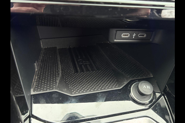 Volkswagen T-Roc Cabrio 1.5 TSI DSG R-LINE SPORT LED/NAVI/CARPLAY/FABRIEKS GARANTIE