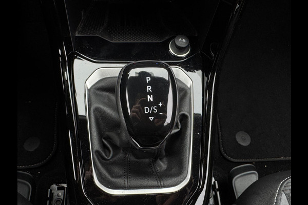 Volkswagen T-Roc Cabrio 1.5 TSI DSG R-LINE SPORT LED/NAVI/CARPLAY/FABRIEKS GARANTIE