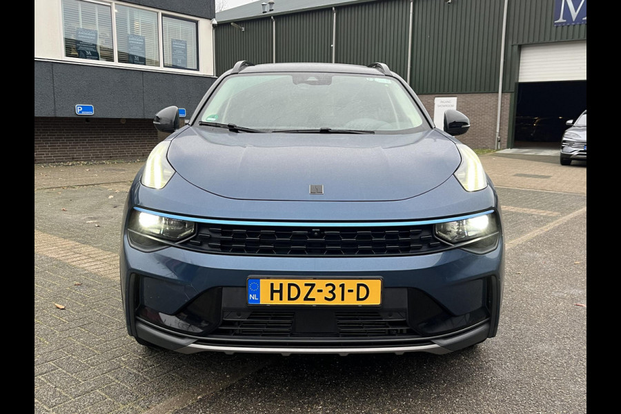 Lynk & Co 01 1.5 VAN: €24.900,- VOOR: €21.440,- UW EINDEJAARSVOORDEEL: €3.460,- | PHEV PLUG-IN HYBRIDE | COMPLETE AUTO | ELEKTRISCH PANORAMADAK | FULL OPTIONS | LYNK & CO GARANTIE T/M 05-2026 | RIJKLAAR GELEVERD | BTW VERREKENBAARE|