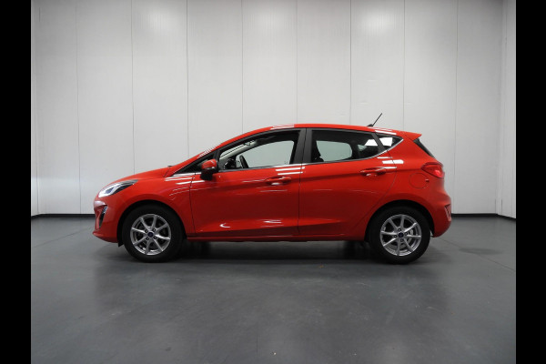 Ford Fiesta 1.0 EcoBoost Titanium NAVI-APP/CLIMA/LED/PDC/15"LMV!