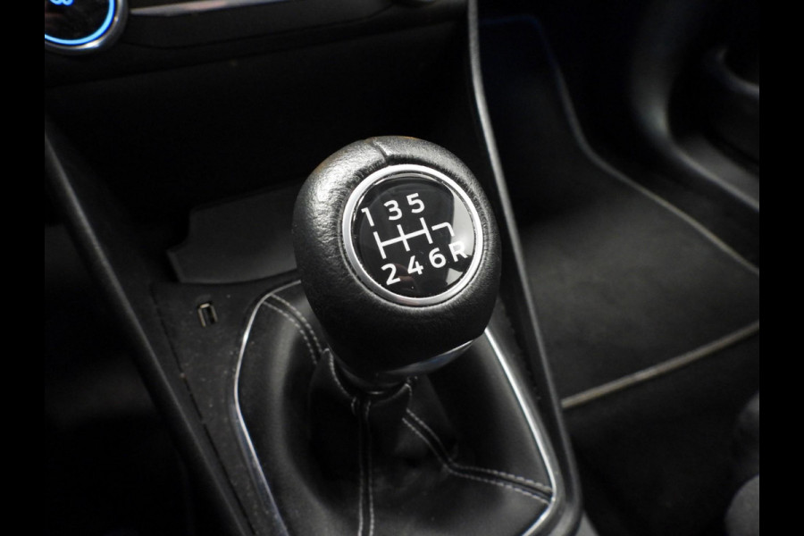 Ford Fiesta 1.0 EcoBoost Titanium NAVI-APP/CLIMA/LED/PDC/15"LMV!