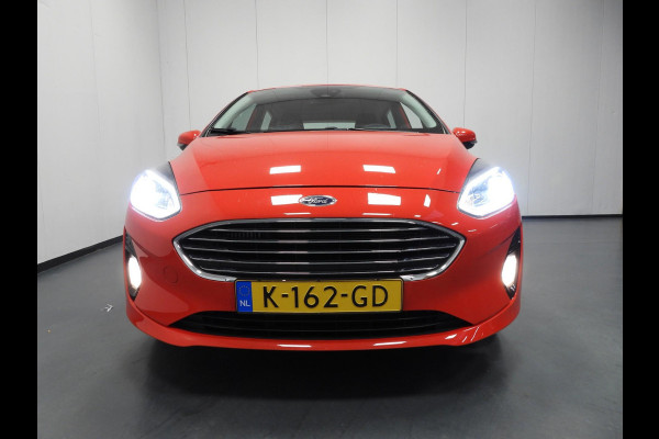 Ford Fiesta 1.0 EcoBoost Titanium NAVI-APP/CLIMA/LED/PDC/15"LMV!