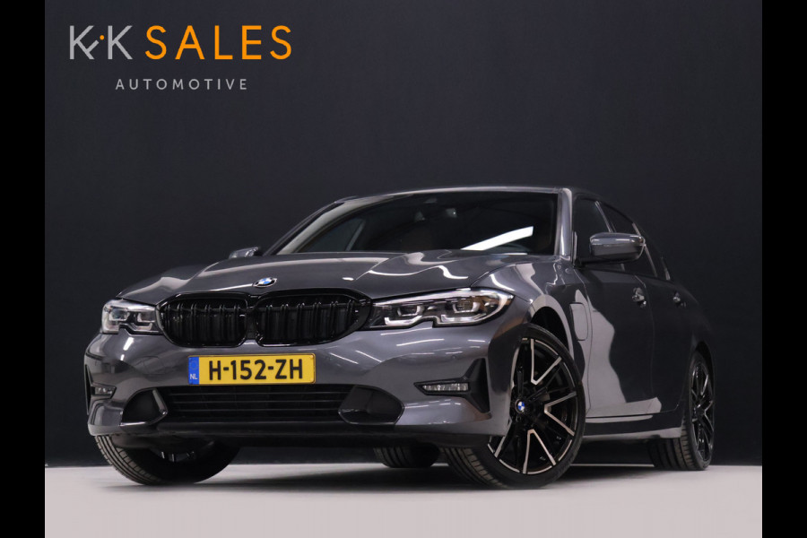 BMW 3-serie 330e eDrive Sport [TREKHAAK, CRUISE CONTROL, APPLE CARPLAY, ANDROID AUTO, ACHTERUITRIJCAMERA, PDC V+A, STOELVERWARMING, AUTOMATISCHE AIRCO, BMW LED, NIEUWSTAAT]