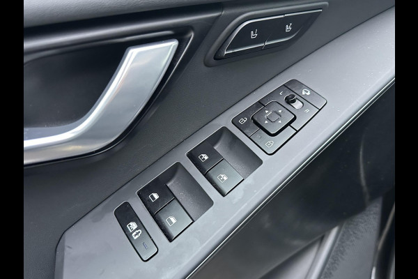 Kia Niro EV ExecutiveLine 64.8 kWh VAN: €31.900,- VOOR: €29.877,- UW EINDEJAARSVOORDEEL: €2.023|10 JAAR GARANTIE| PANO| STOEL+ STUURVERWARMING|ELEK. ACHTERKLEP|  STOELVENTILATIE| ACHTERBANK VERWARMD| MEM. STOEL| HEAD-UP|