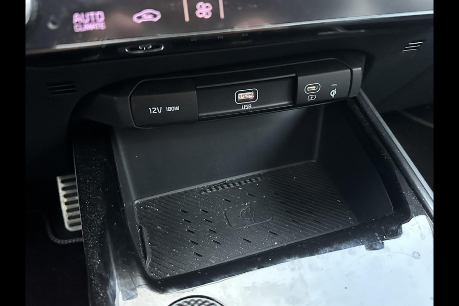 Kia Niro EV ExecutiveLine 64.8 kWh VAN: €31.900,- VOOR: €29.877,- UW EINDEJAARSVOORDEEL: €2.023|10 JAAR GARANTIE| PANO| STOEL+ STUURVERWARMING|ELEK. ACHTERKLEP|  STOELVENTILATIE| ACHTERBANK VERWARMD| MEM. STOEL| HEAD-UP|