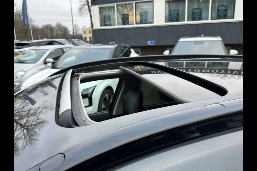 Kia Niro EV ExecutiveLine 64.8 kWh VAN: €31.900,- VOOR: €29.877,- UW EINDEJAARSVOORDEEL: €2.023|10 JAAR GARANTIE| PANO| STOEL+ STUURVERWARMING|ELEK. ACHTERKLEP|  STOELVENTILATIE| ACHTERBANK VERWARMD| MEM. STOEL| HEAD-UP|