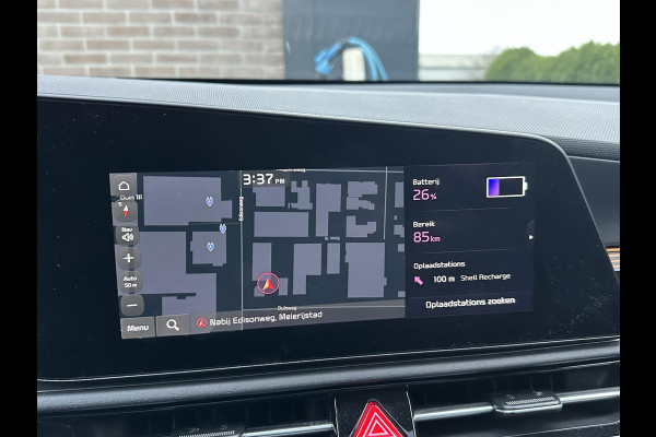 Kia Niro EV ExecutiveLine 64.8 kWh VAN: €31.900,- VOOR: €29.877,- UW EINDEJAARSVOORDEEL: €2.023|10 JAAR GARANTIE| PANO| STOEL+ STUURVERWARMING|ELEK. ACHTERKLEP|  STOELVENTILATIE| ACHTERBANK VERWARMD| MEM. STOEL| HEAD-UP|