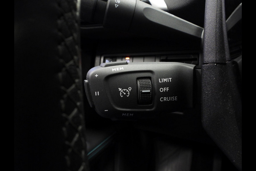 Peugeot 5008 1.2 PureTech Allure Business 7-Pers. TREKH/NAVI/CAMERA/CLIMA/18"LMV!