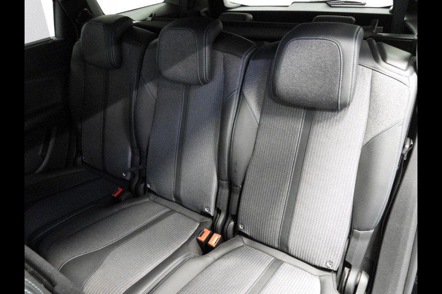 Peugeot 5008 1.2 PureTech Allure Business 7-Pers. TREKH/NAVI/CAMERA/CLIMA/18"LMV!