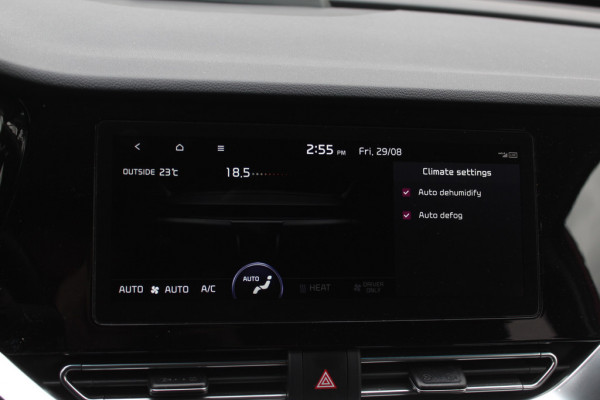 Kia e-Niro DynamicPlusLine 64 kWh / SoH 97.3% / Camera / Schuifdak / Leder / Keyless / Navigatie / Dodehoek / DAB / Cruise Control