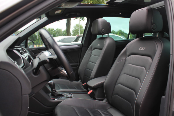 Volkswagen Tiguan 1.5 TSI ACT Highline Business 3x R-Line / Panoramadak / Camera / Leder / 20'' / Blackpack / CarPlay / DAB / Stoelverwarming / Virtual Cockpit / ACC