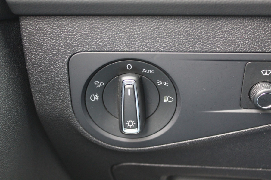 Volkswagen Tiguan 1.5 TSI ACT Highline Business 3x R-Line / Panoramadak / Camera / Leder / 20'' / Blackpack / CarPlay / DAB / Stoelverwarming / Virtual Cockpit / ACC