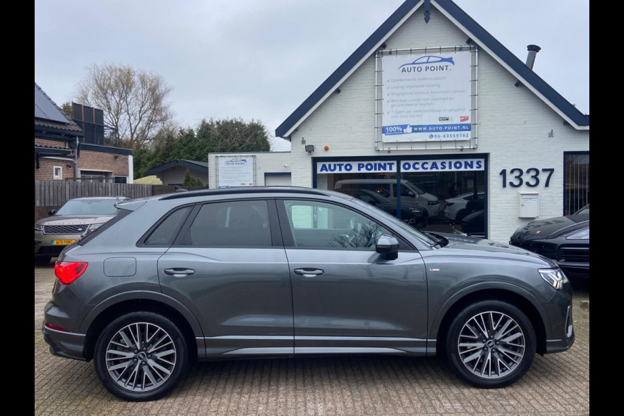 Audi Q3 45E TFSI S-LINE/AUT/CAMERA/MATRIX/BLINDSPOT/LANE/VIRTUAL