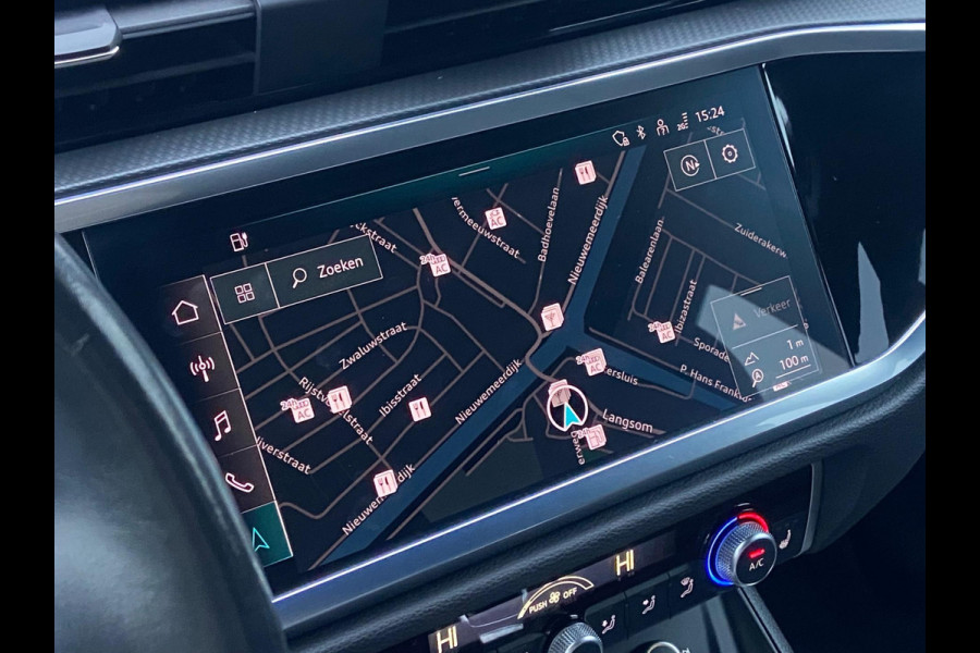 Audi Q3 45E TFSI S-LINE/AUT/CAMERA/MATRIX/BLINDSPOT/LANE/VIRTUAL