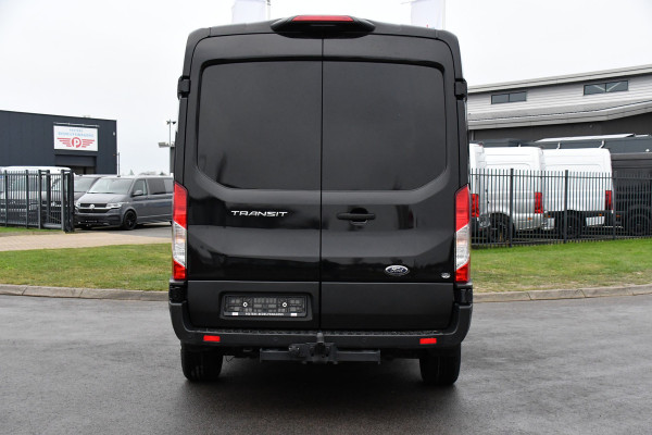 Ford Transit 350 2.0 TDCI L3H2 Black Edition GEEN BTW! 360 Camera, Adaptieve Cruise, Automaat, Sensoren, Stoelverwarming, Trekhaak, Uniek!