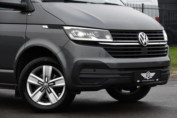 Volkswagen Transporter 2.0 TDI L2H1 DC Highline Adaptieve Cruise, Camera, Carplay, LED, 150pk, Automaat, Multimedia, Trekhaak, Uniek!