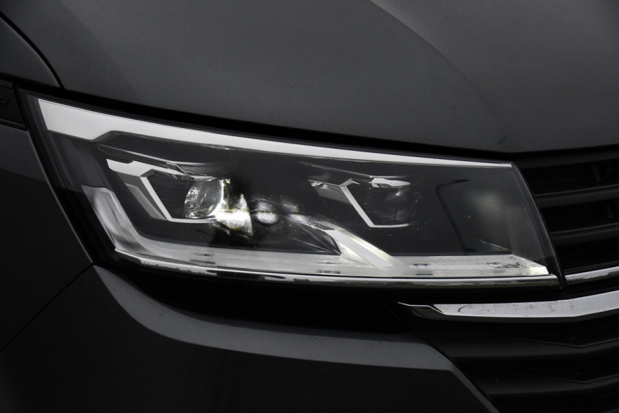 Volkswagen Transporter 2.0 TDI L2H1 DC Highline Adaptieve Cruise, Camera, Carplay, LED, 150pk, Automaat, Multimedia, Trekhaak, Uniek!