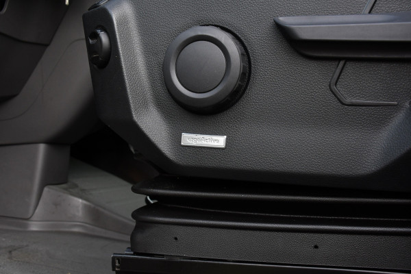 MAN TGE 35 2.0 L3H3 PB Edition Full Options! Adaptieve Cruise, LED, Carplay, 177pk, Automaat, Multimedia, Stoelverwarming, Uniek!