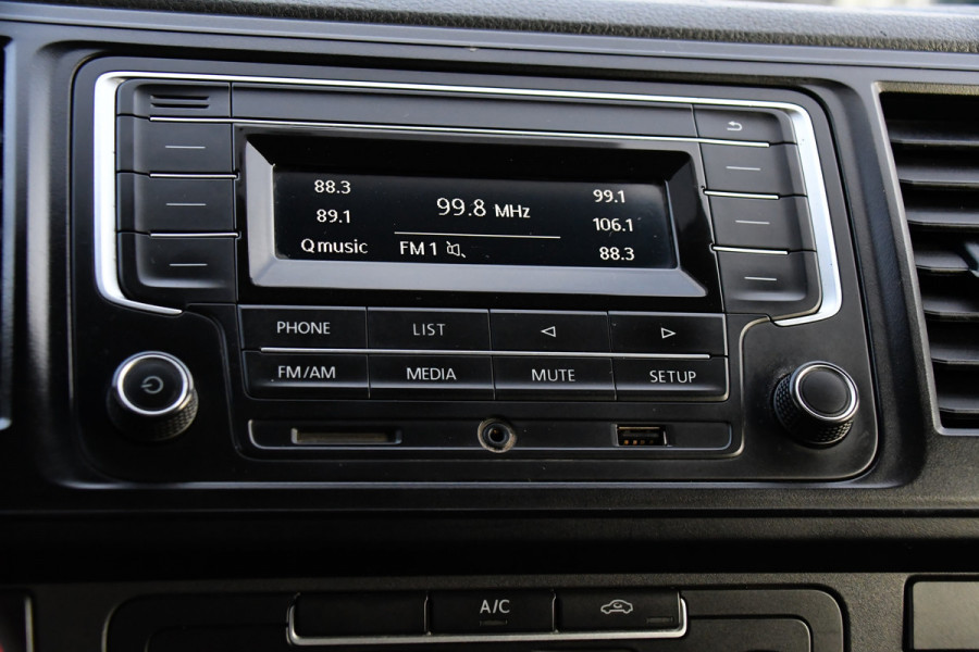 Volkswagen Transporter 2.0 TDI L2H1 DC Edition Cruise, Sensoren, Trekhaak, Airco, 85pk, Radio, Direct leverbaar!