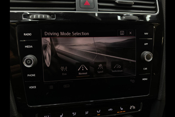 Volkswagen Golf 2.0 TSI GTI Performance Pano|Dynaudio|DCC|Dodehoek|ACC|Lane Assist|Camera|ParkPilot|Standkachel|Sfeer|Stoelver